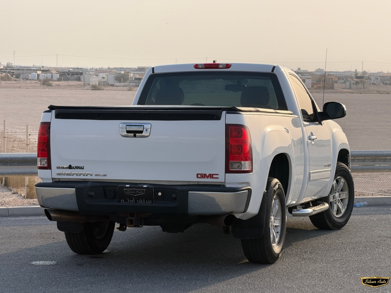 GMC Sierra SLE 2012 - Image 3