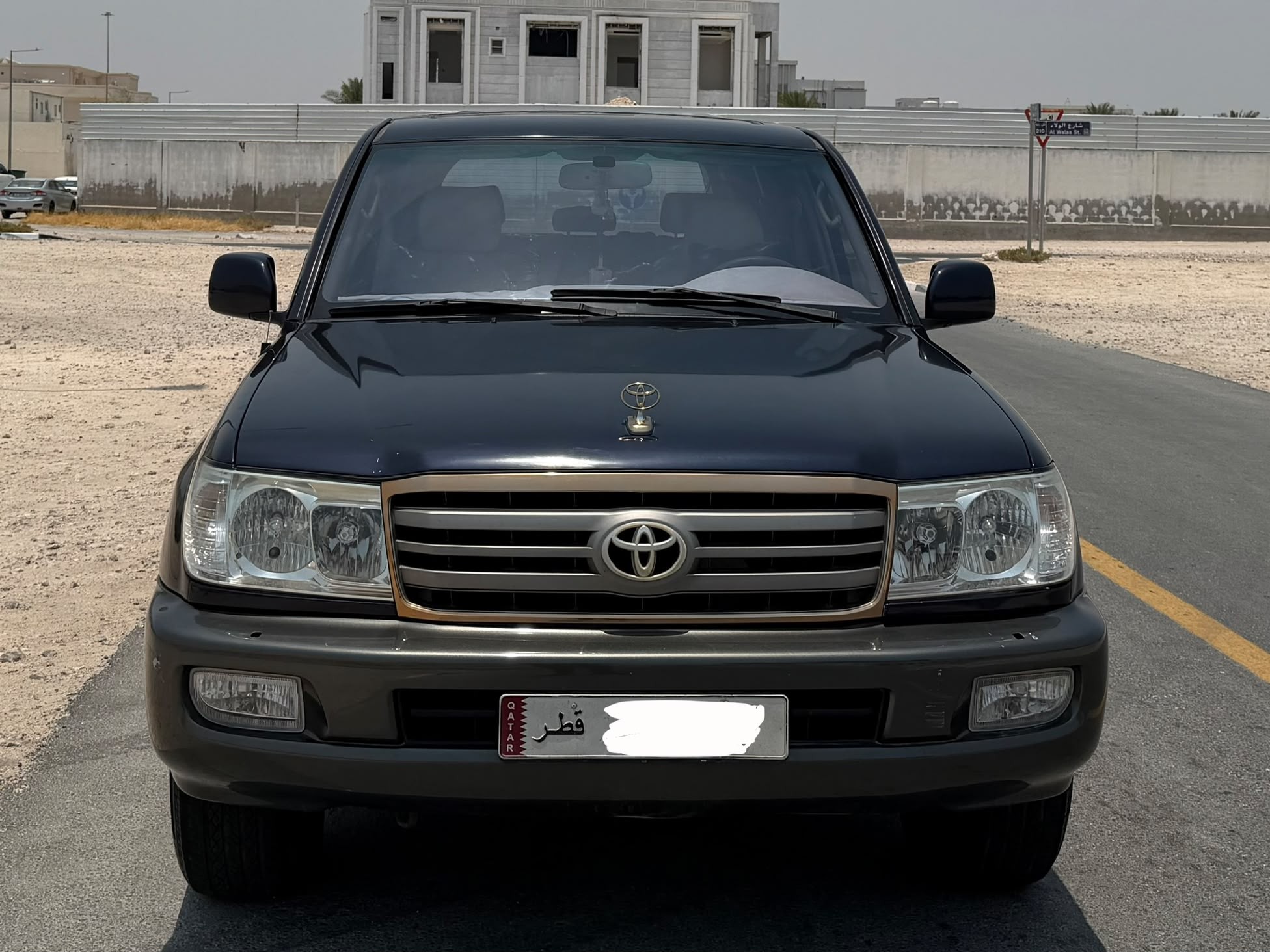 Toyota Land Cruiser GX.R 1999 - Image 2