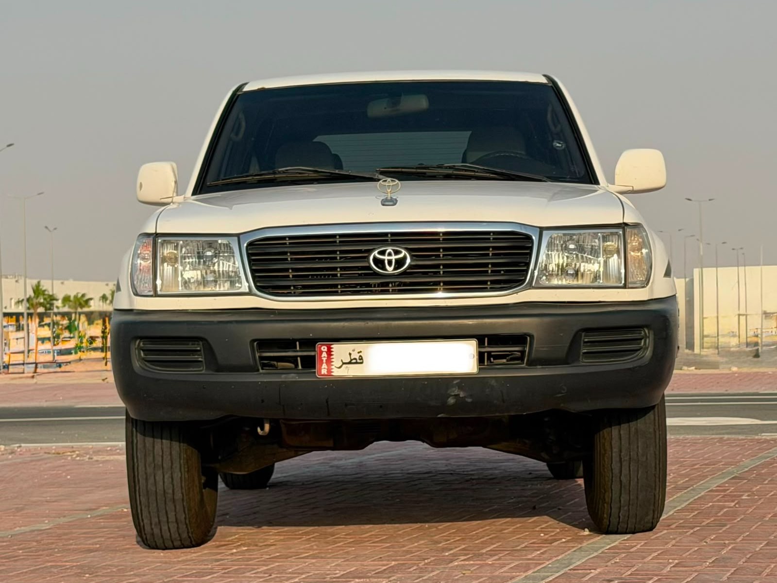 Toyota Land Cruiser GX.R 2001 - Image 2