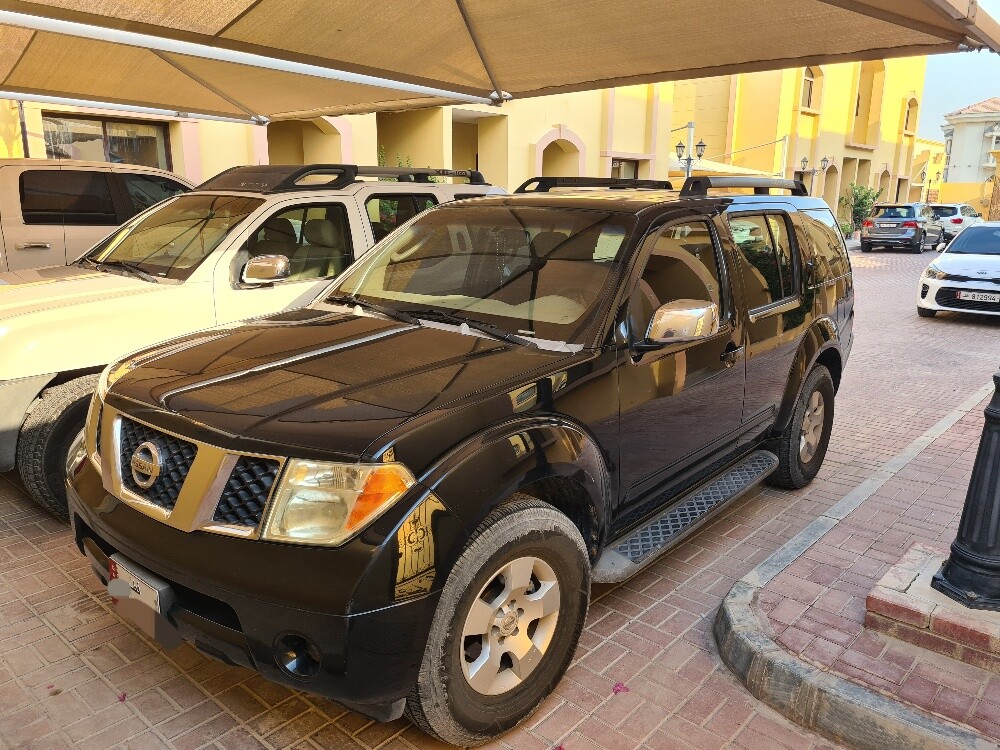 Nissan Pathfinder SE 2007