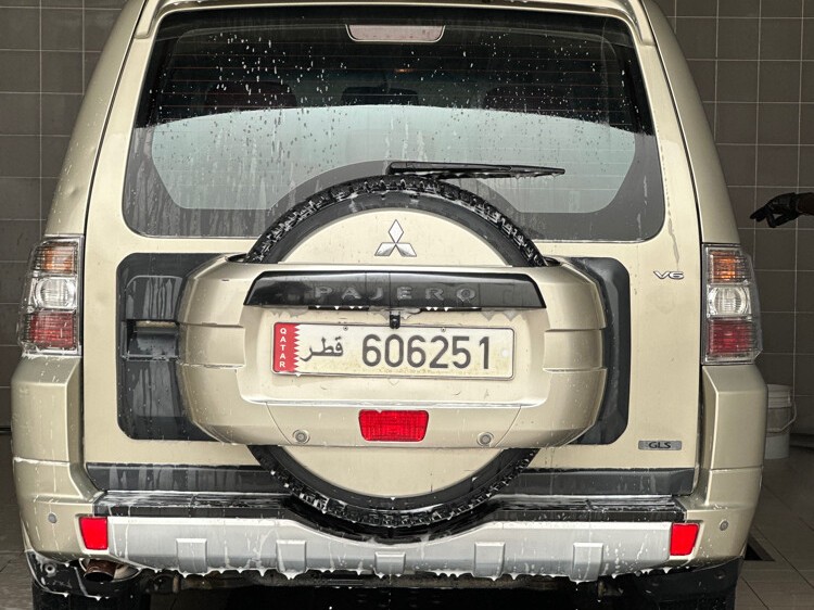 Mitsubishi Pajero 2010 - Image 3
