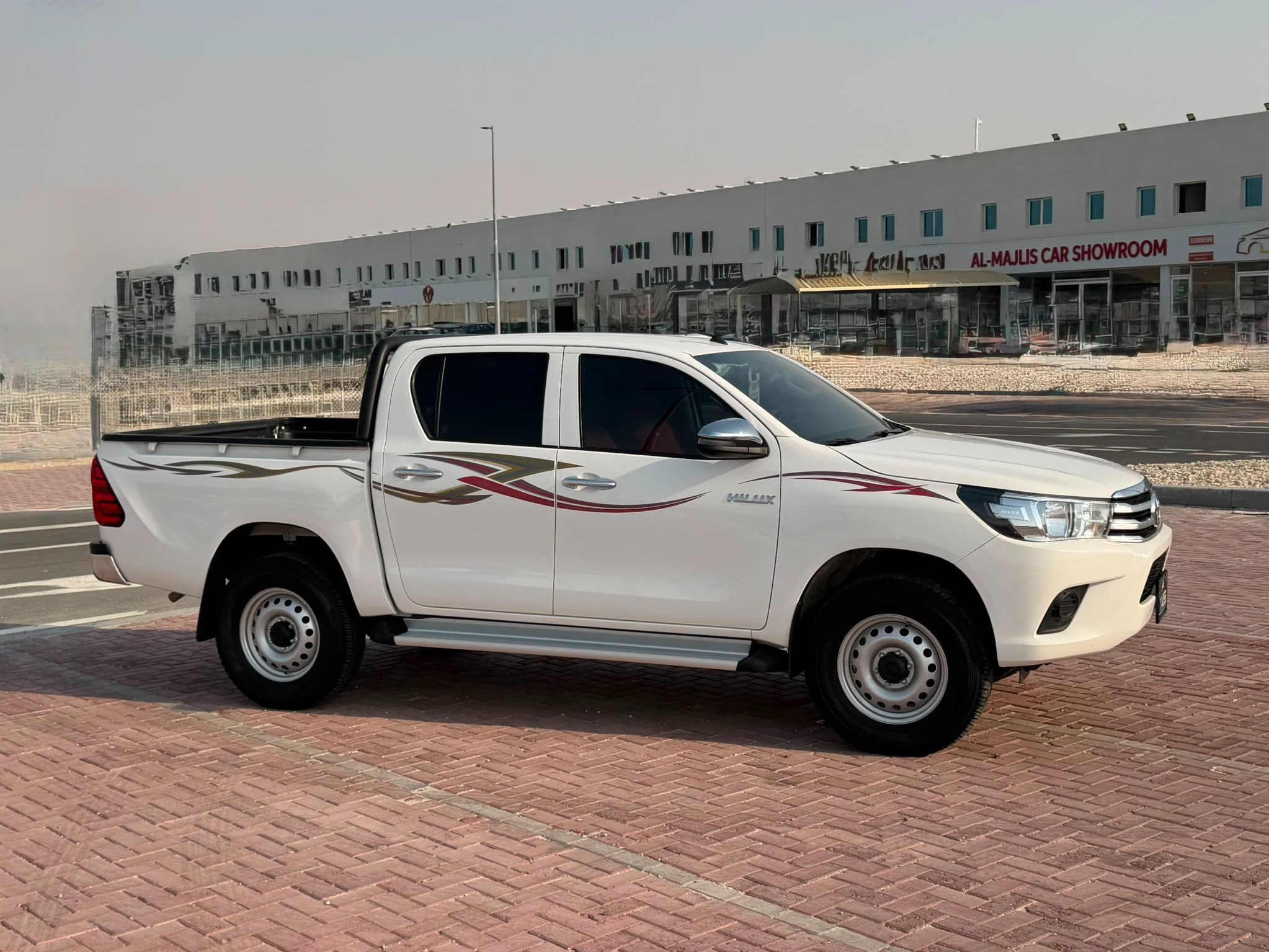 Toyota Hilux 4X4 2025 - Image 1