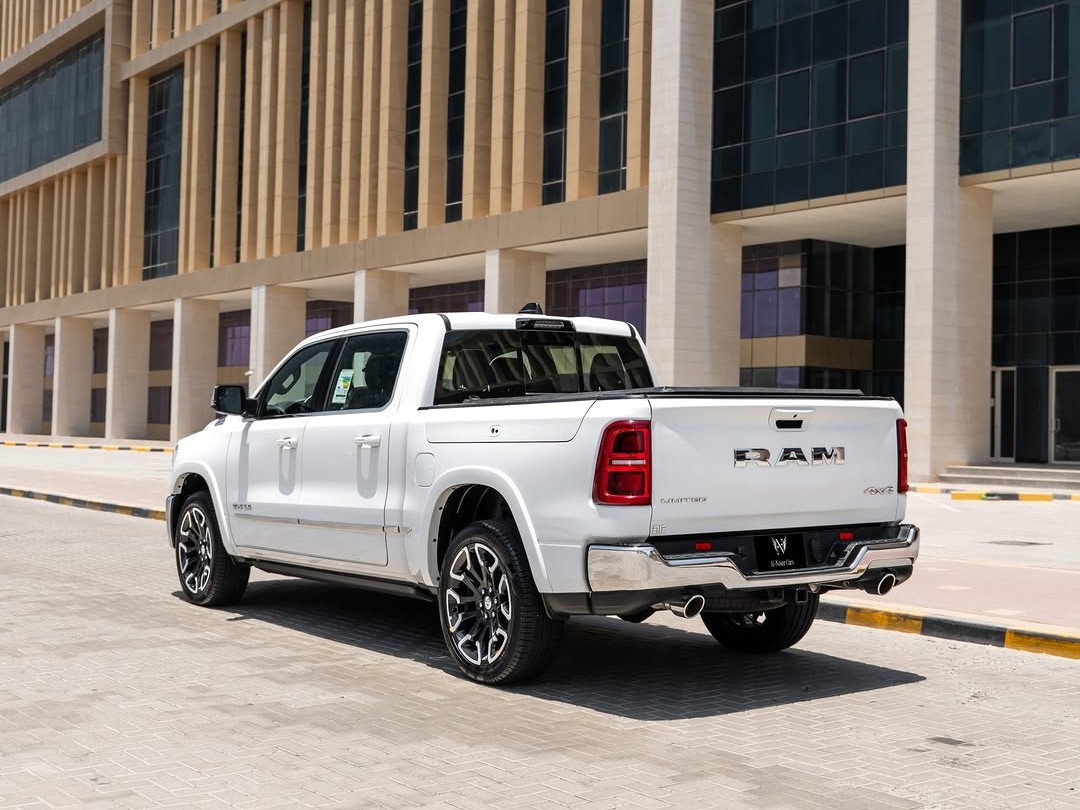Dodge Ram 1500 2025 - Image 3