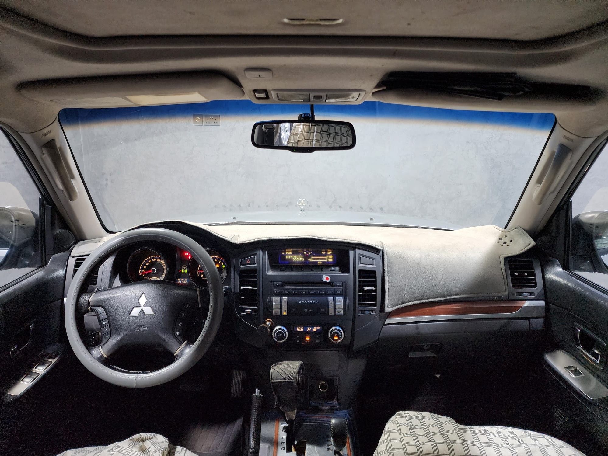 Mitsubishi Pajero 2008 - Image 4