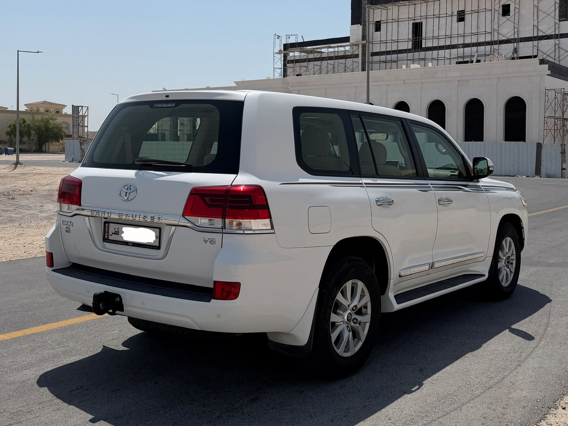 Toyota Land Cruiser GXR v8 2020 - Image 4
