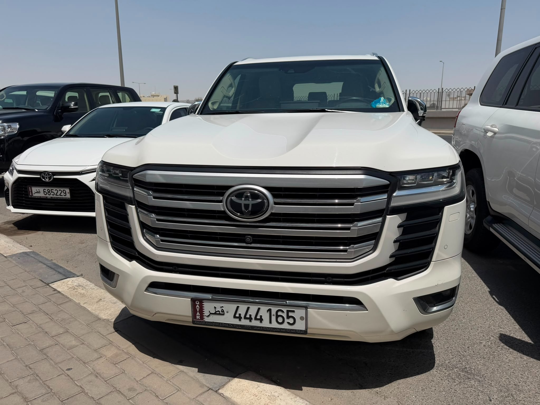 Toyota Land Cruiser VXR Twin Turbo 2022 - Image 2
