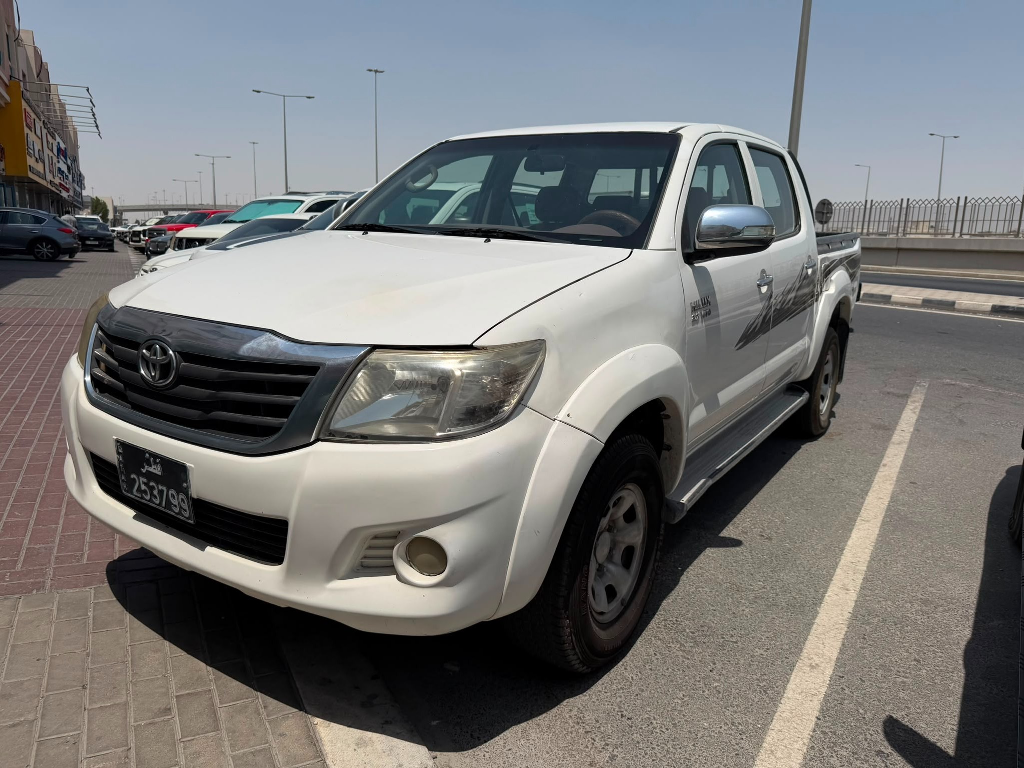 Toyota Hilux 2.7 ( 4WD ) 2013 - Image 2