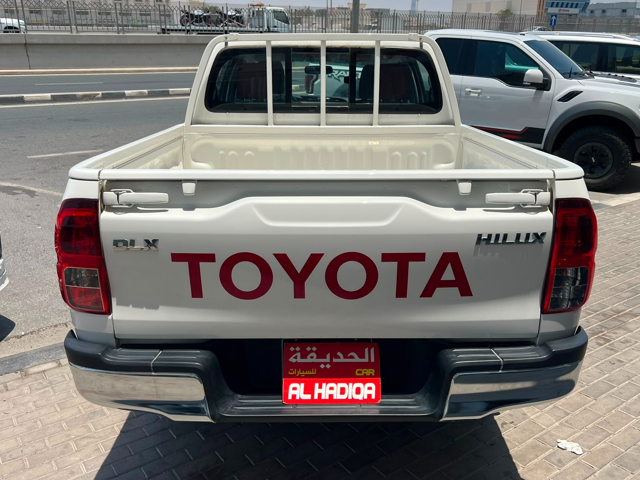 Toyota Hilux 2026 - Image 4