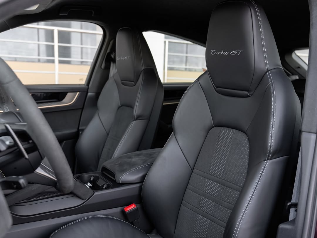 Porsche Cayenne GTS 2024 - Image 2