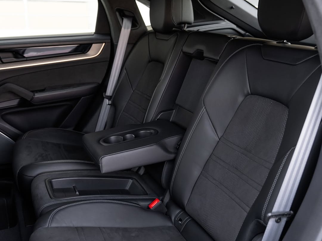 Porsche Cayenne GTS 2024 - Image 3