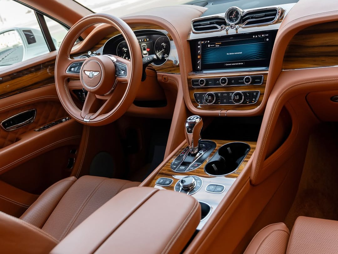 Bentley Bentayga 2021 - Image 4