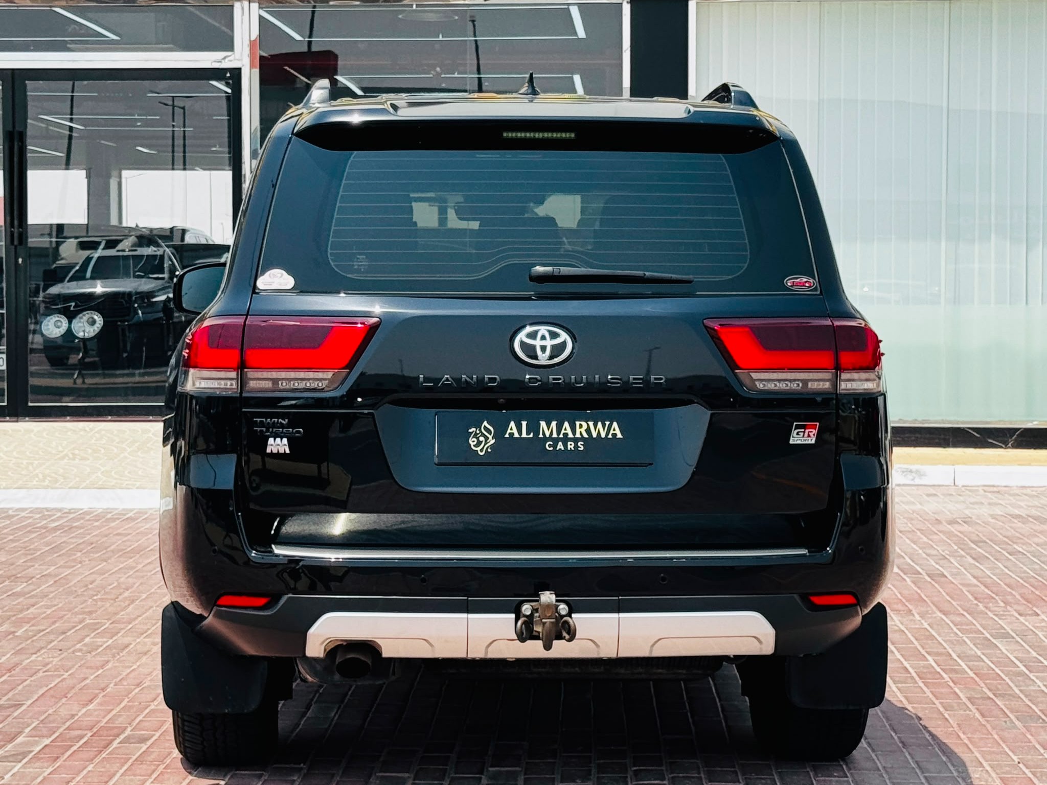 Toyota Land Cruiser GR TWIN TURBO 2023 - Image 4