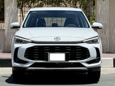 MG  zs  2025