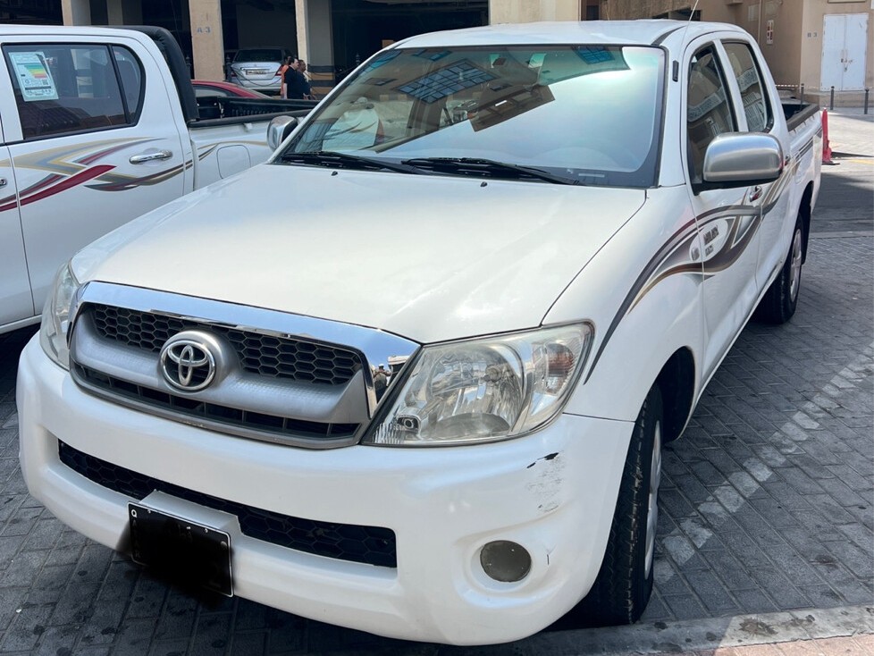 Toyota Hilux Standard  2010 - Image 1