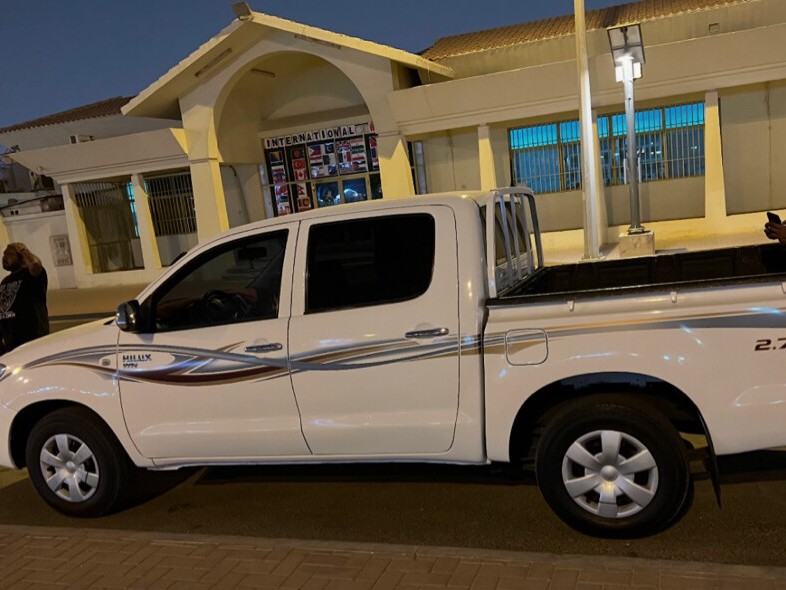 Toyota Hilux Standard  2010 - Image 2