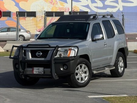 Nissan Xterra SE 2011 - Image 2