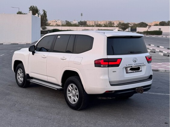 Toyota Land Cruiser GX 2024 - Image 4