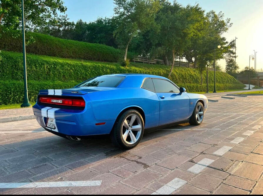 Dodge Challenger SRT-8 2013 - Image 2