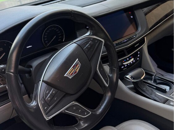 Cadillac CT6 2018 - Image 2