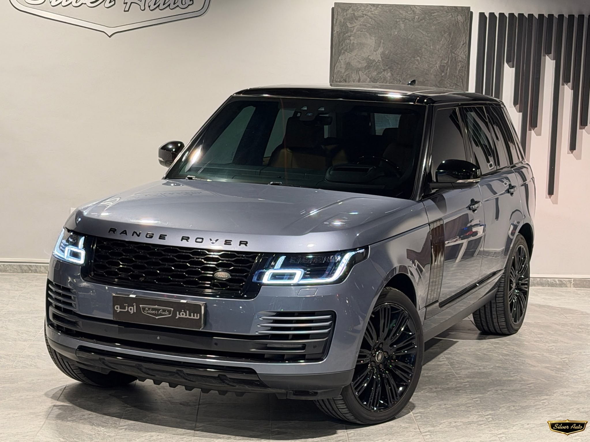 Land Rover Range Rover Vogue SE 2018 - Image 2