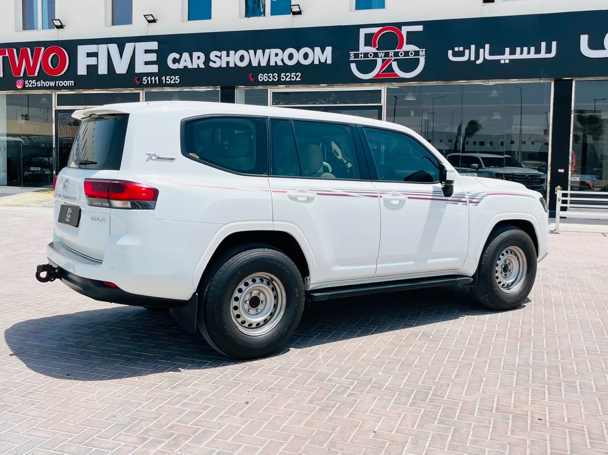 Toyota Land Cruiser GX.R 2022 - Image 3