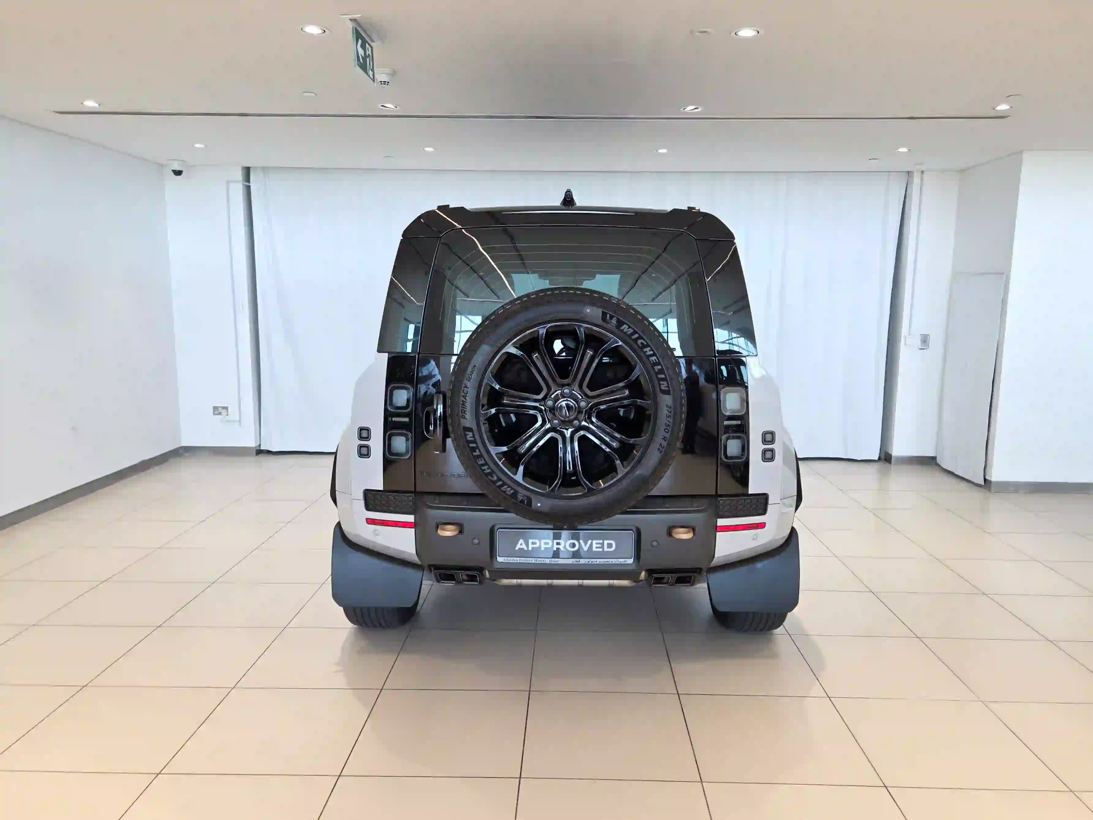 Land Rover Defender 110 4.4 V8 Octa 2026 - Image 2