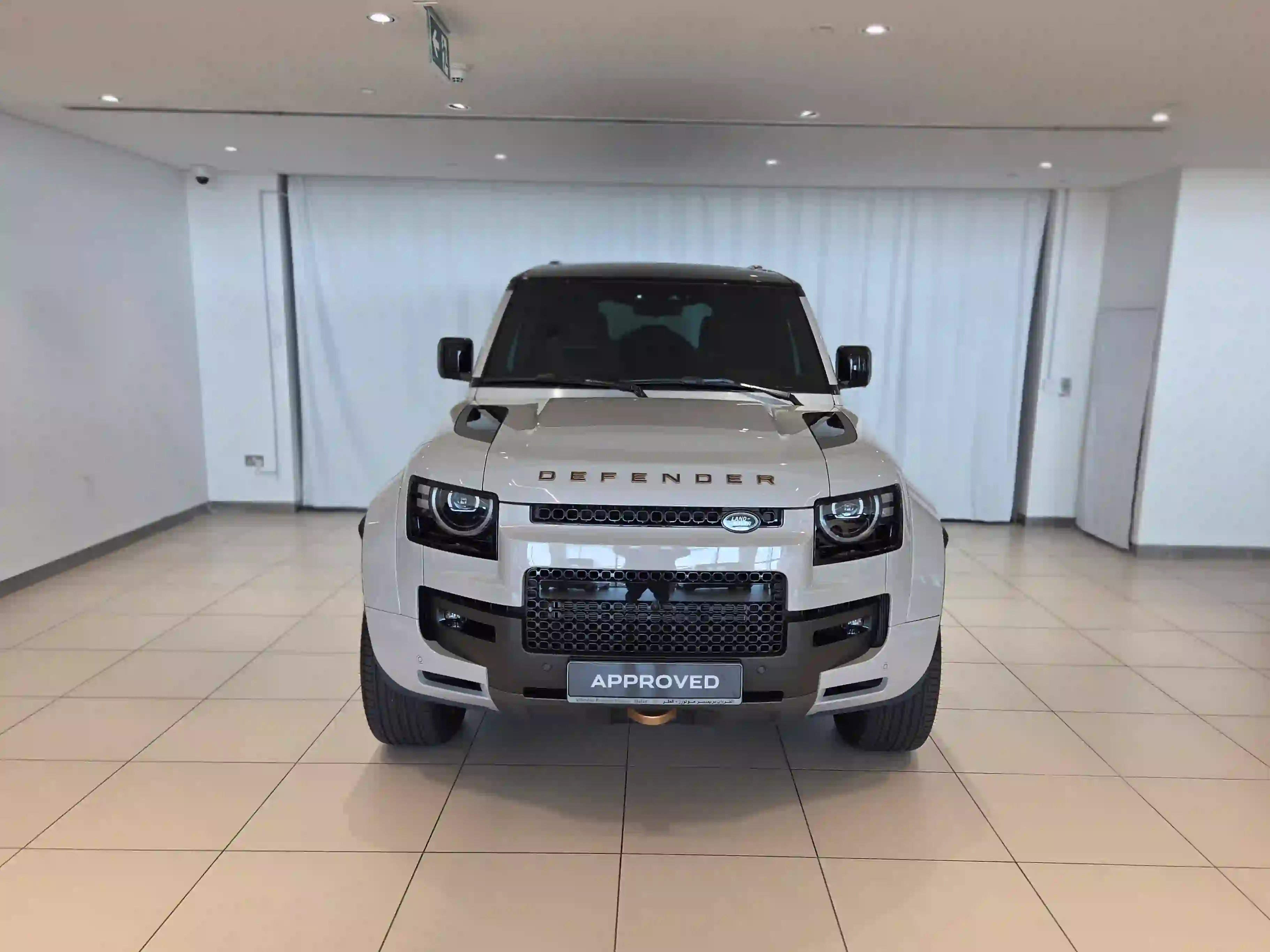 Land Rover Defender 110 4.4 V8 Octa 2026 - Image 4
