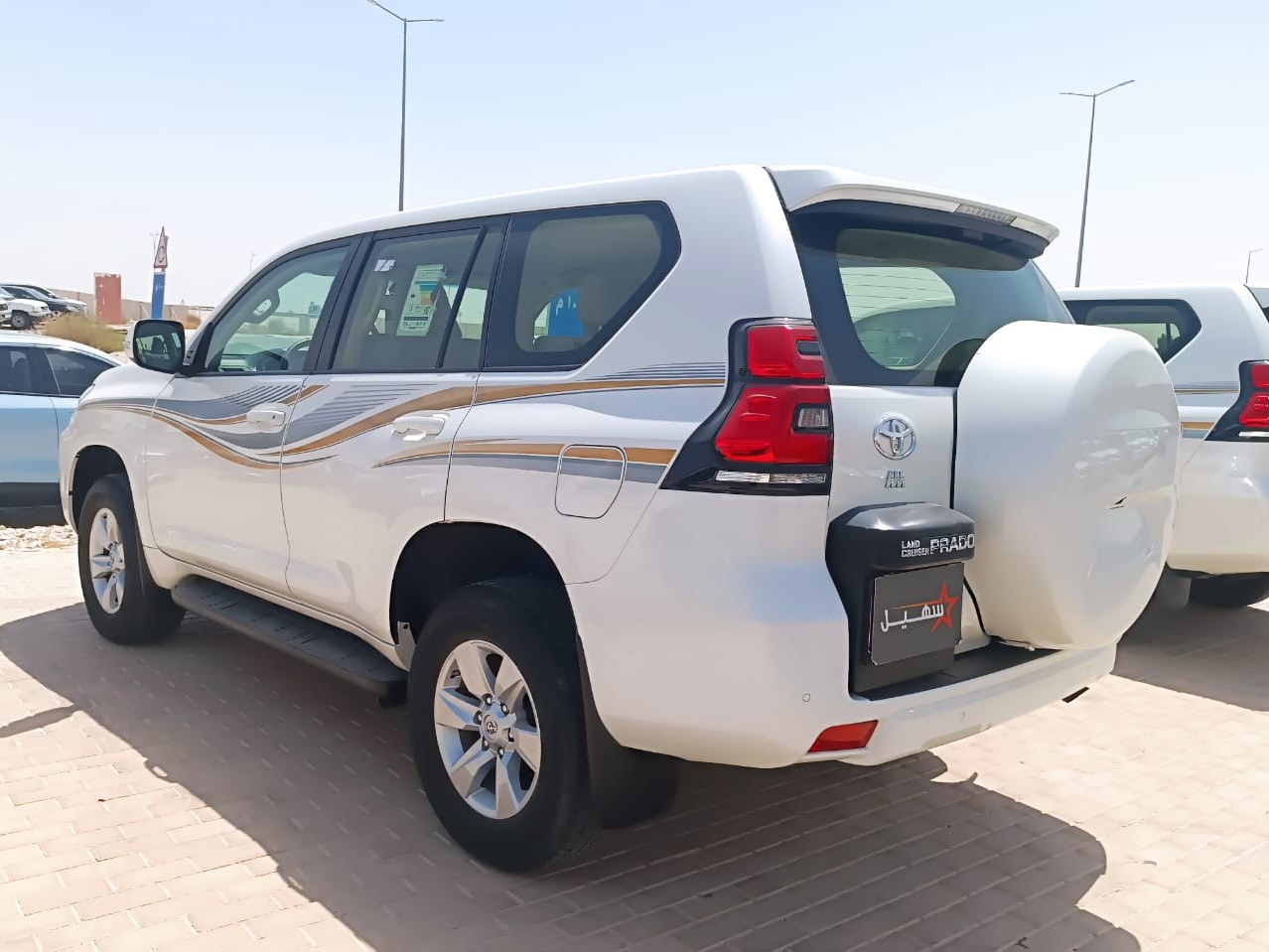 Toyota Prado TXL 2023 - Image 4
