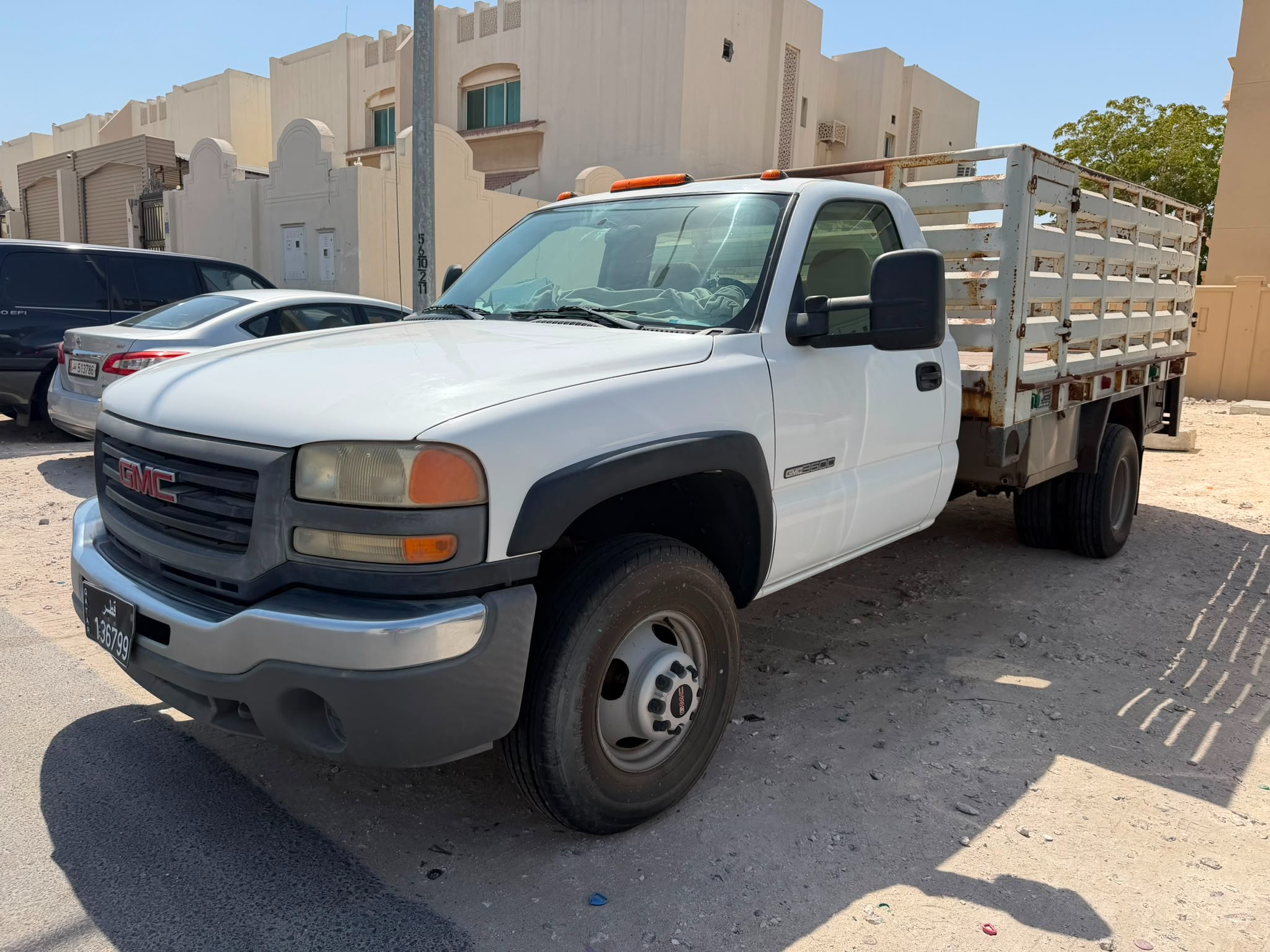 GMC Sierra 3500 HD 2006 - Image 3