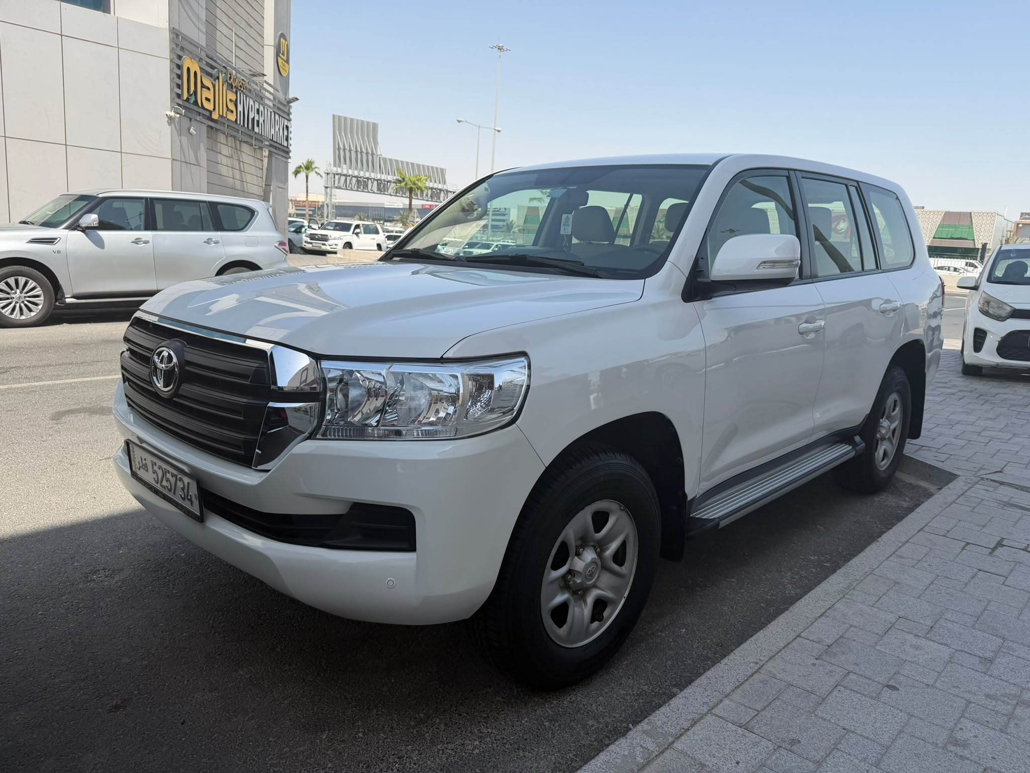 Toyota Land Cruiser GX 2021 - Image 2