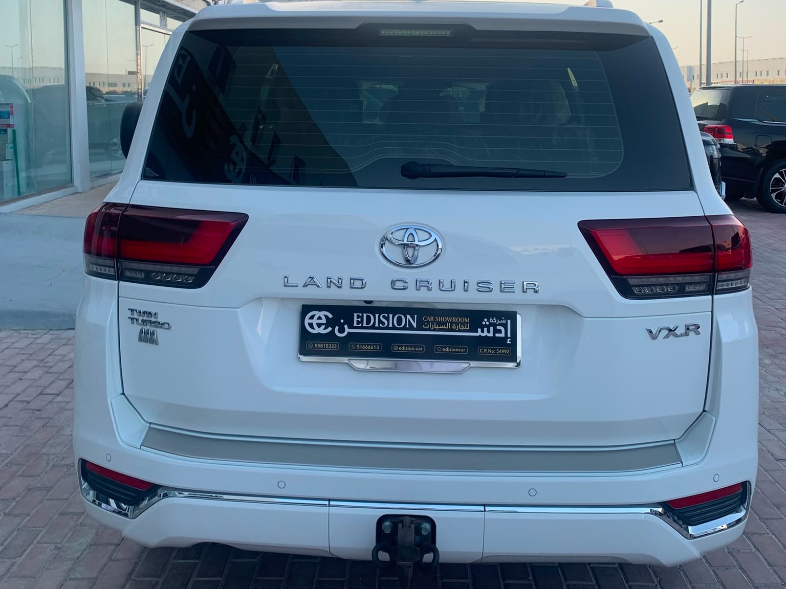 Toyota Land Cruiser VX.R 2023 - Image 2