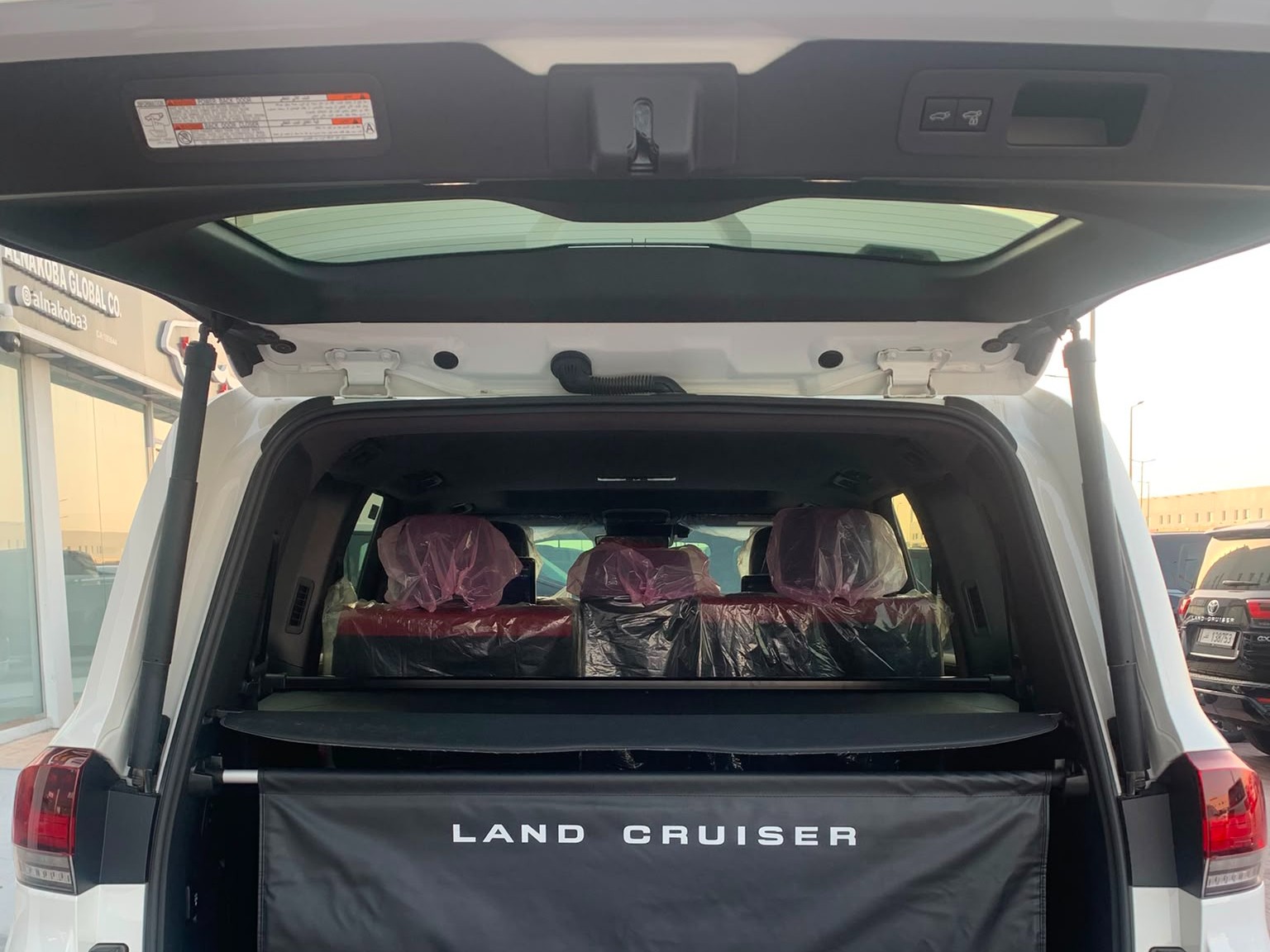 Toyota Land Cruiser VX.R 2023 - Image 3