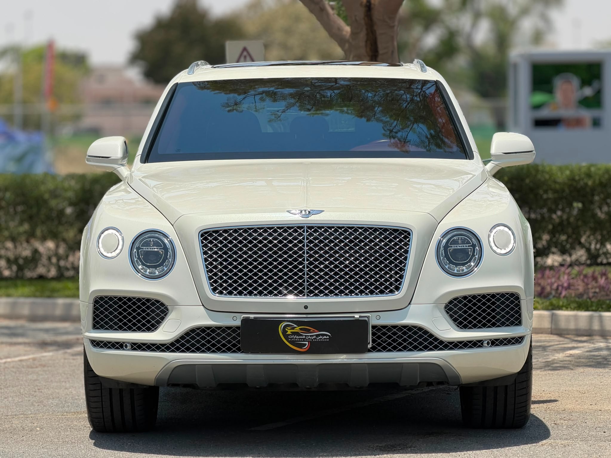Bentley Bentayga standard 2018 - Image 2