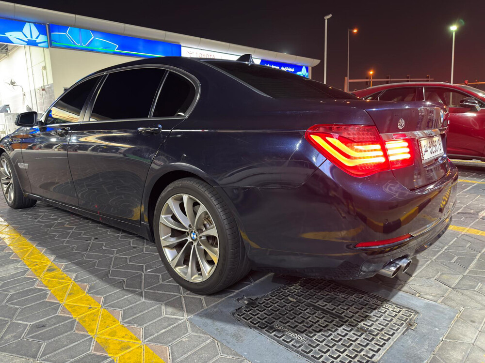 BMW 7-Series 730 Li 2015 - Image 4