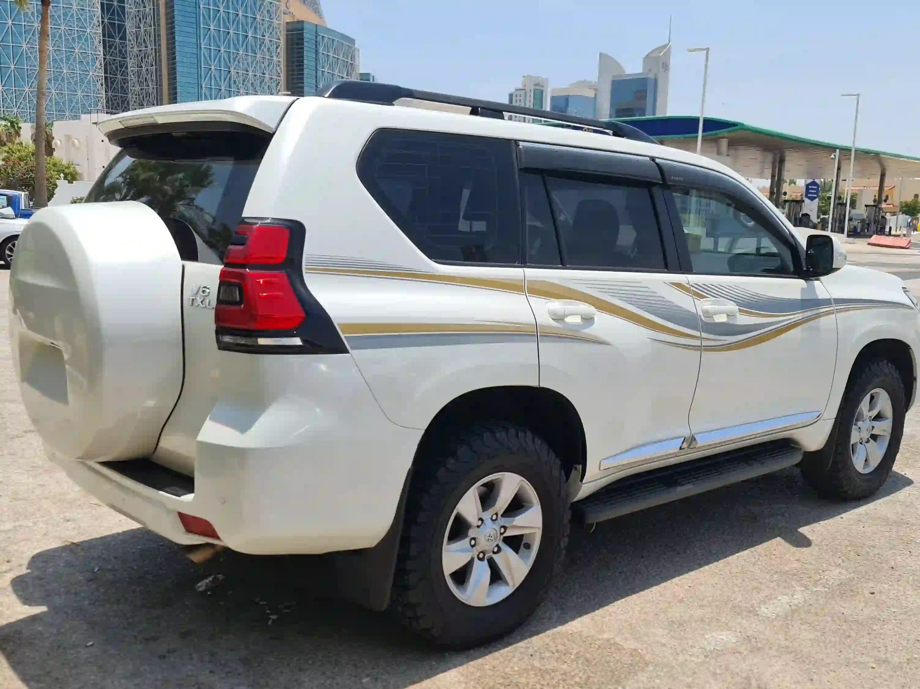 Toyota Prado TXL V.6 2018 - Image 3
