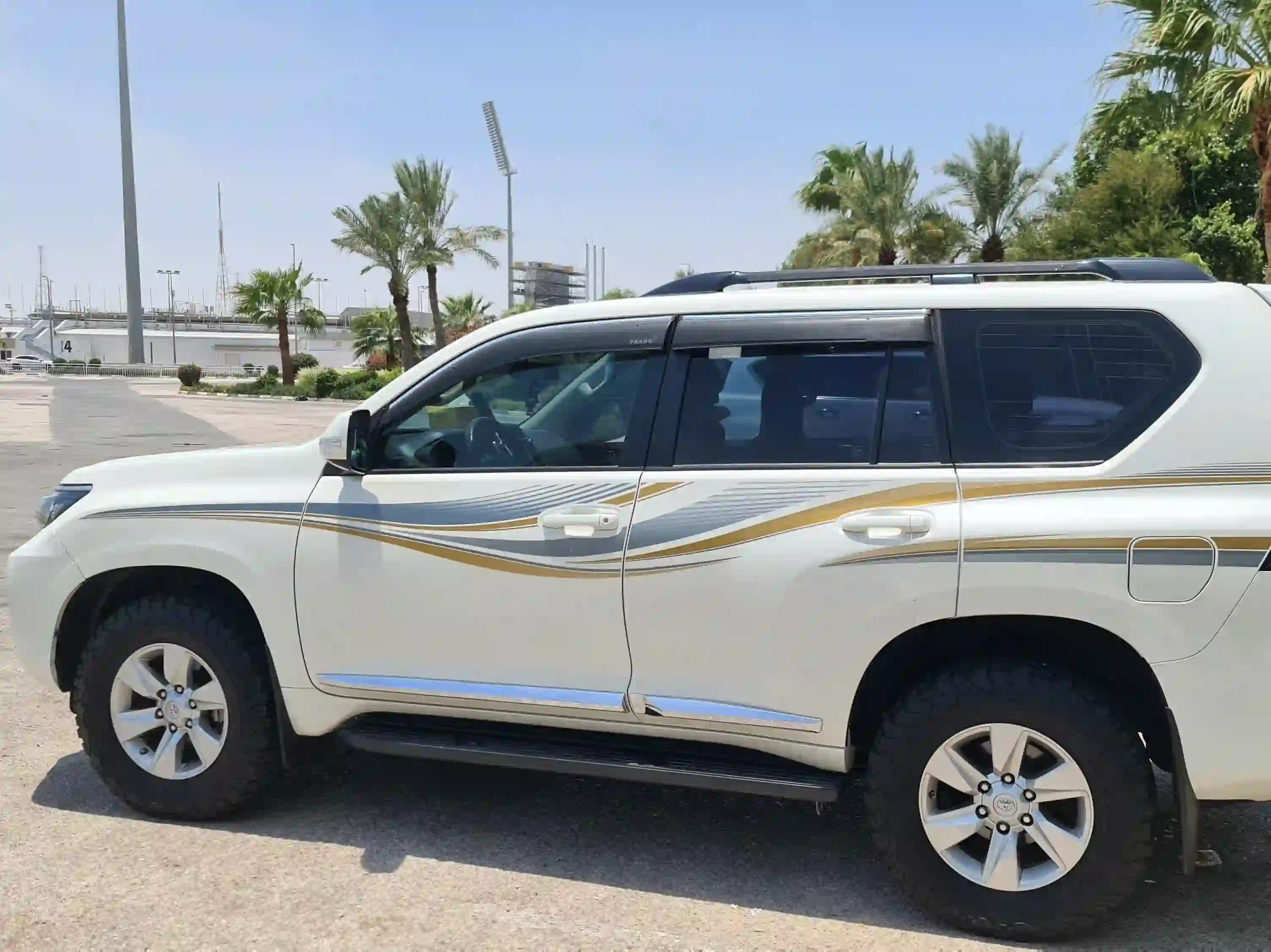Toyota Prado TXL V.6 2018 - Image 4