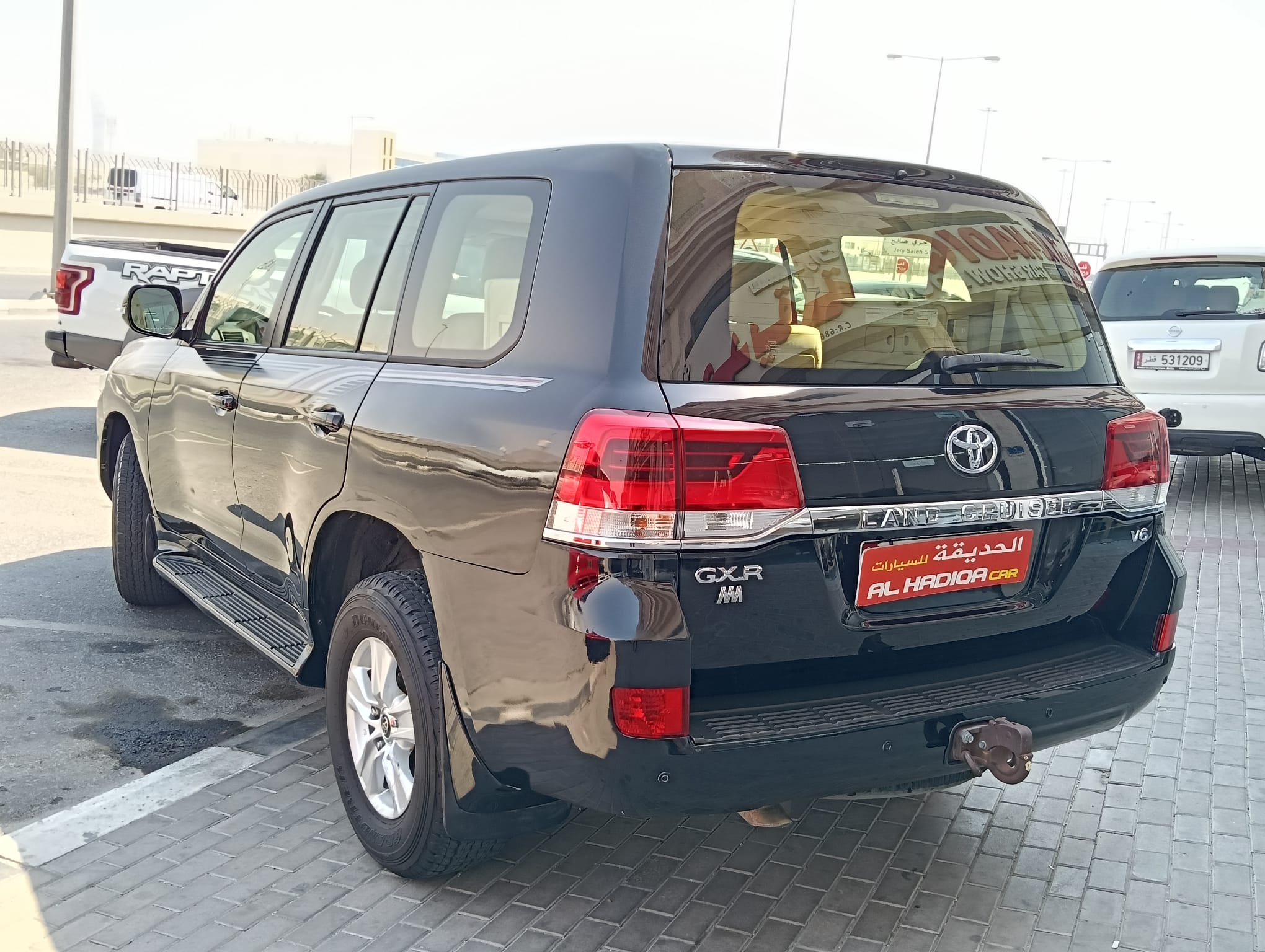 Toyota Land Cruiser GXR v6 2017 - Image 4