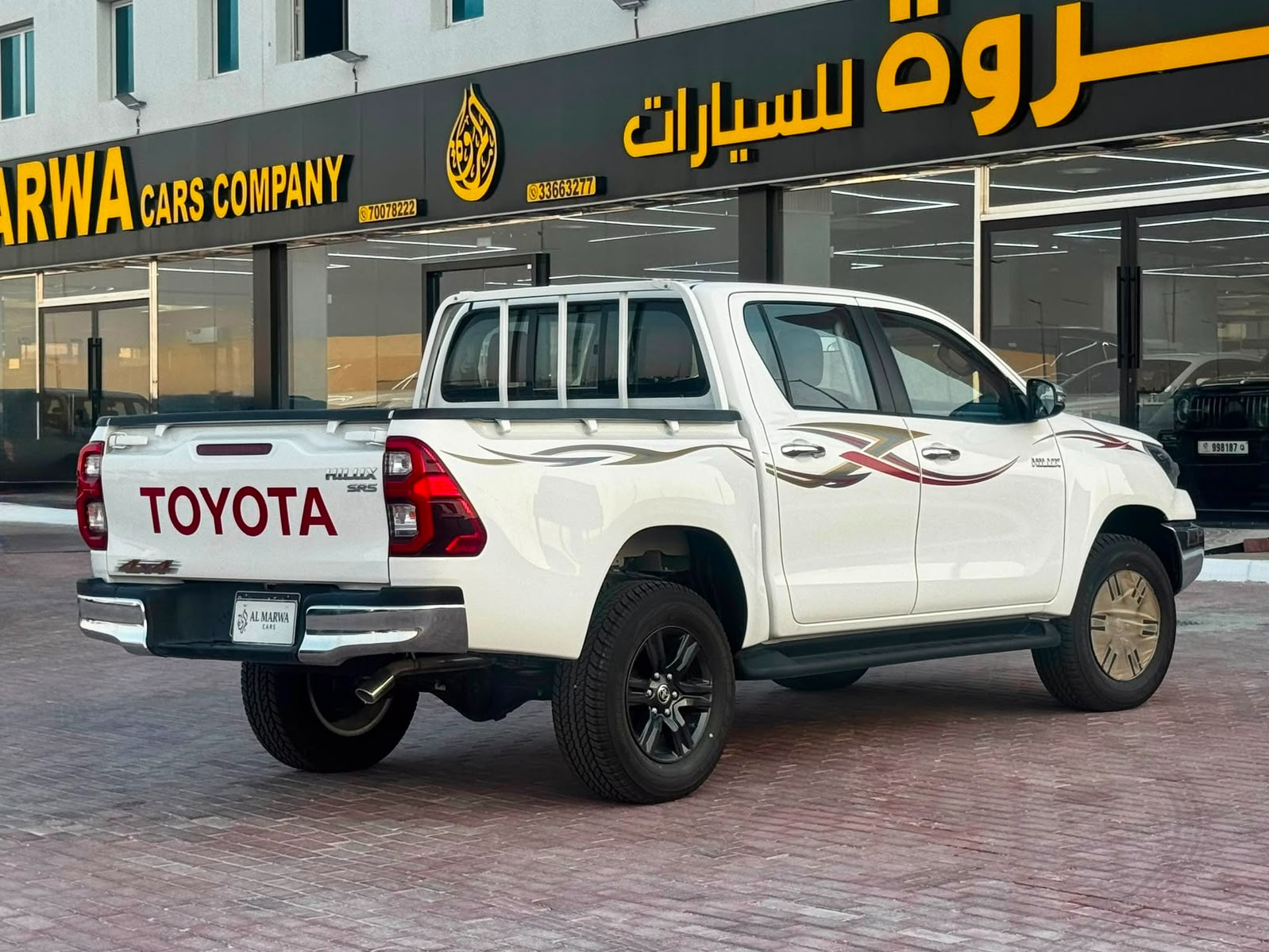 Toyota Hilux 4X4 2025 - Image 4