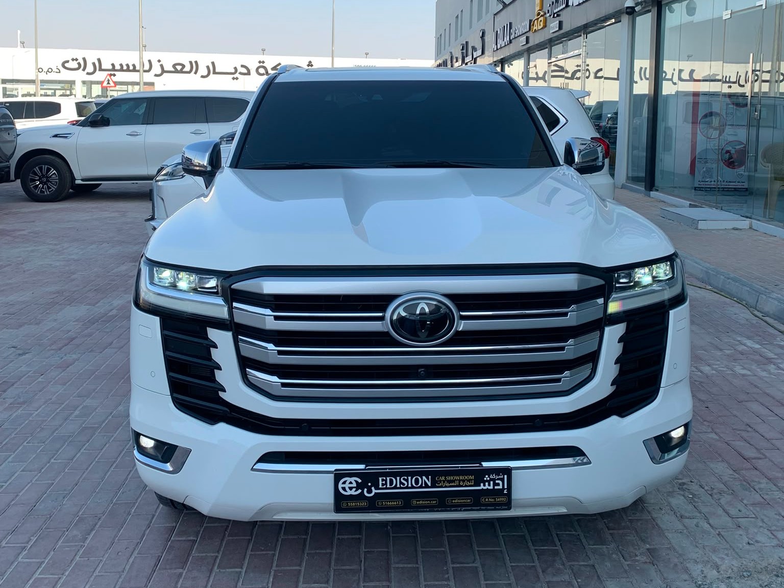 Toyota Land Cruiser VXR Twin Turbo 2022 - Image 2