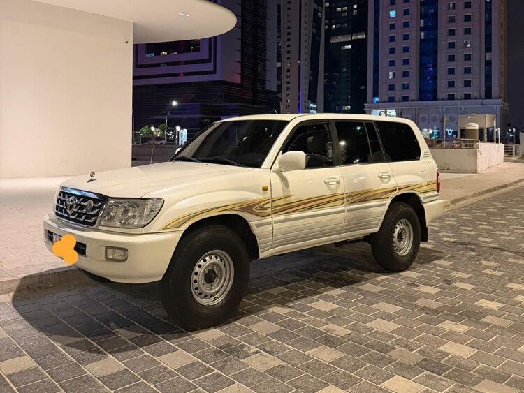 Toyota Land Cruiser GX.R 2006 - Image 2