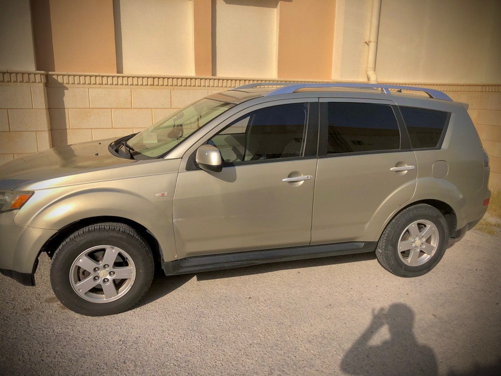 Mitsubishi Outlander 2009 - Image 2