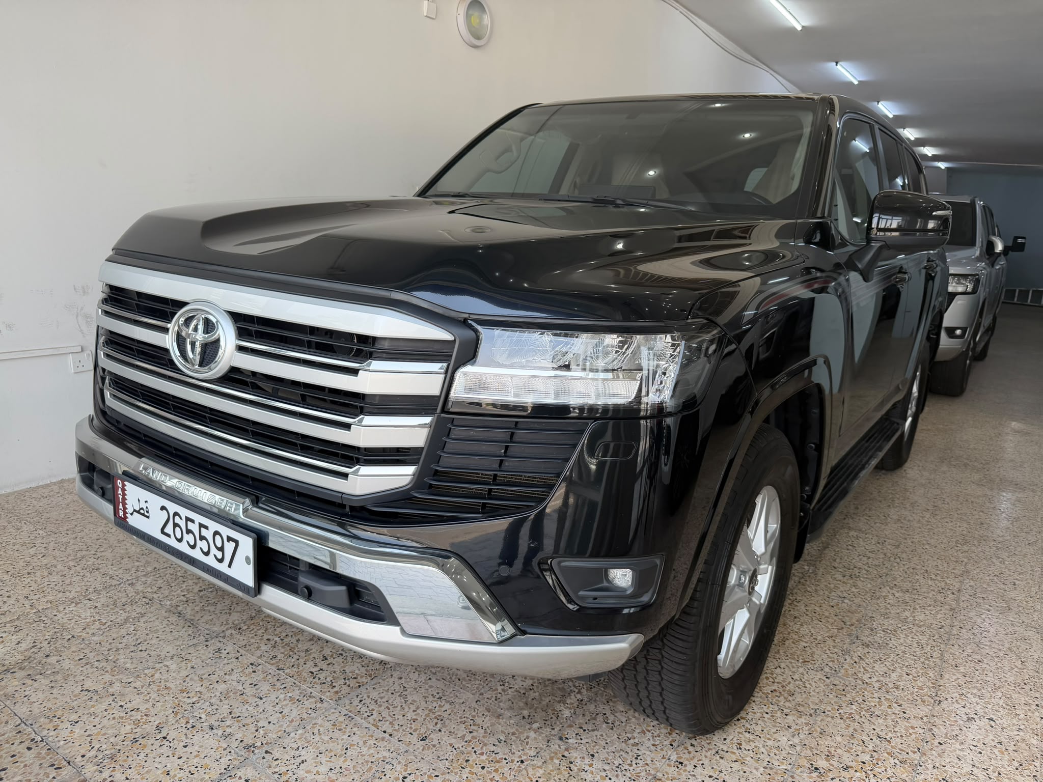 Toyota Land Cruiser GXR v6 2022