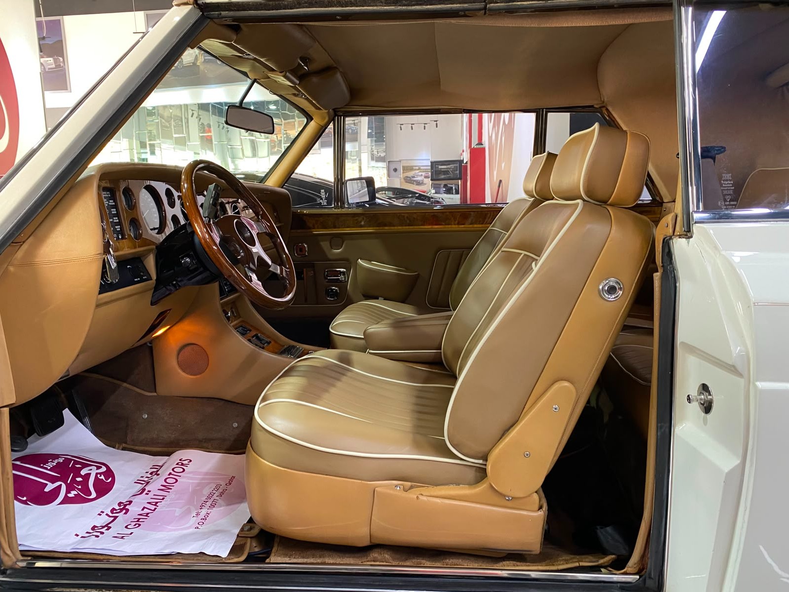 Rolls-Royce Corniche 1988 - Image 4