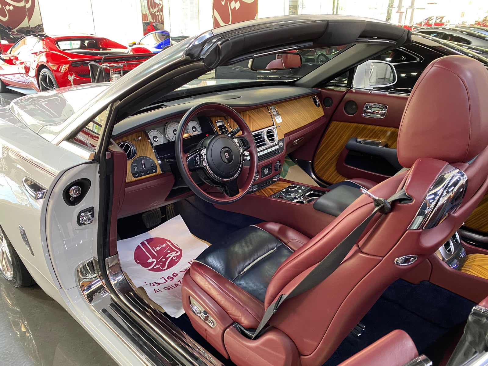 Rolls-Royce Dawn 2016 - Image 4