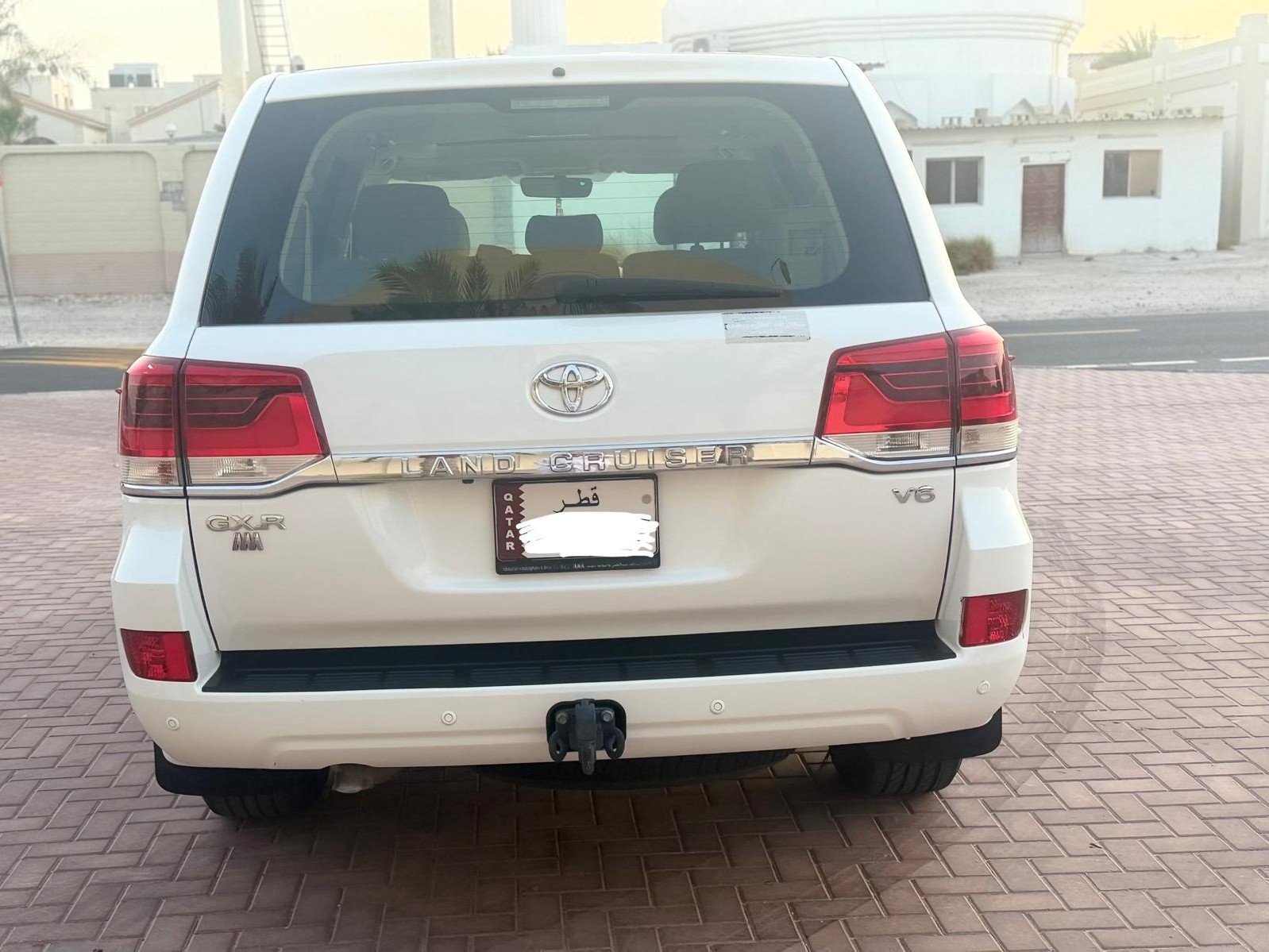 Toyota Land Cruiser GXR v6 2016 - Image 3