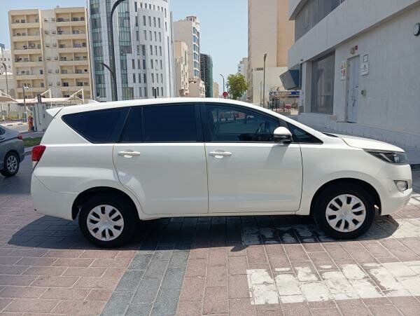 Toyota Inova 2021 - Image 2
