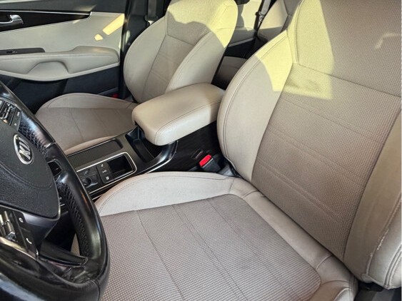 Kia Sorento 2018 - Image 4