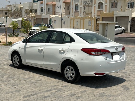 Toyota Yaris 2024 - Image 3