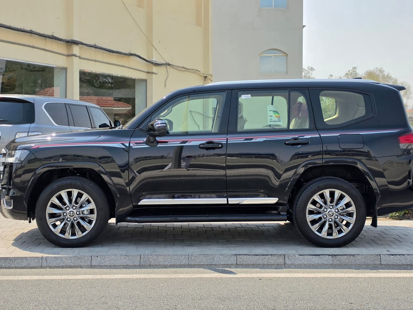 Toyota Land Cruiser GXR Twin Turbo 2026 - Image 3
