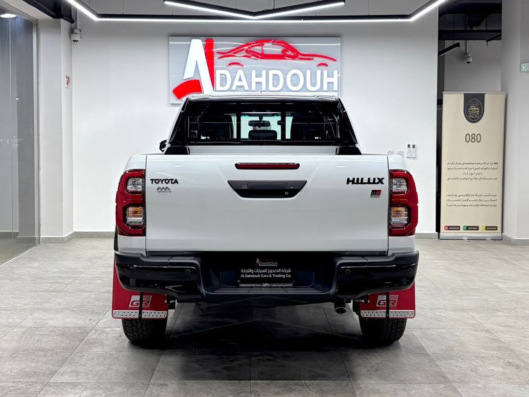 Toyota Hilux GR 2026 - Image 4